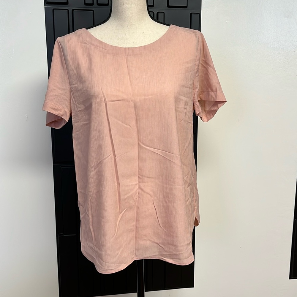 Adrienne Vittadini peach blouse